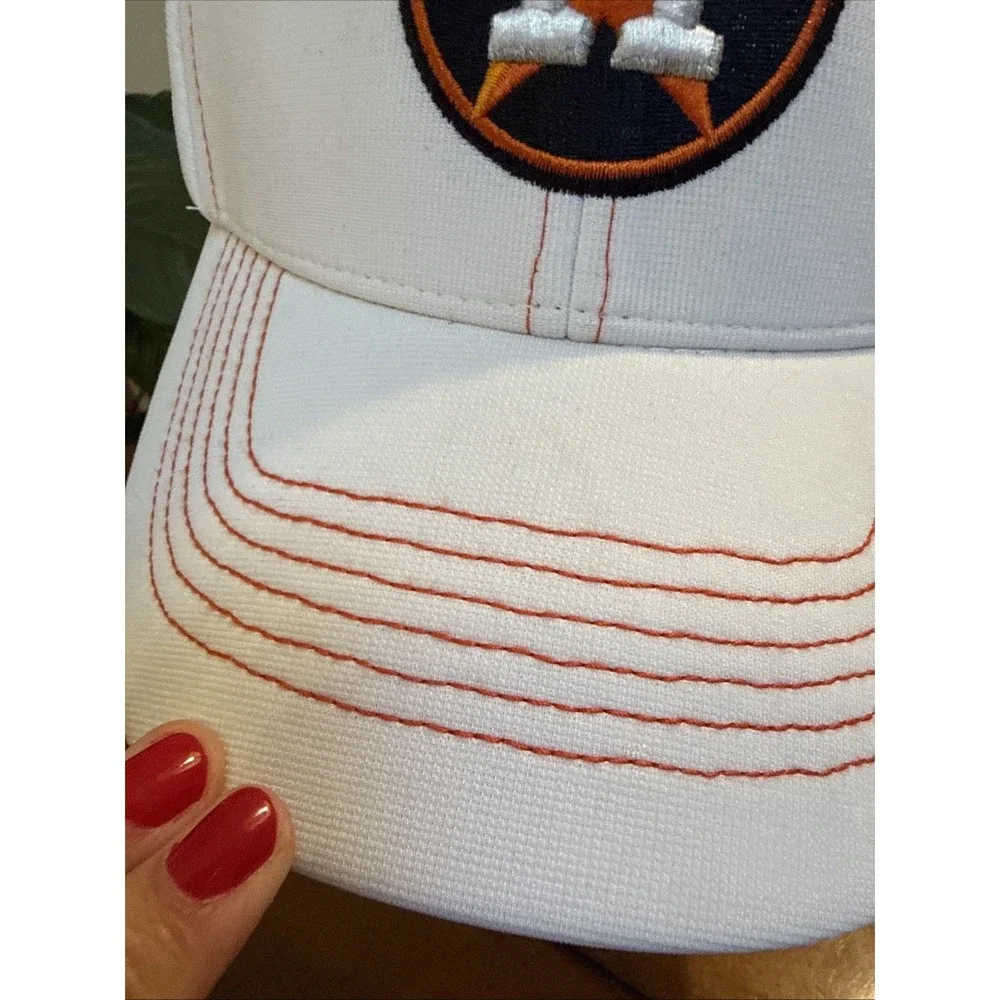 Houston Astros Dad Hat Cap Strap Back Mens One Size White Baseball 47 adjustable